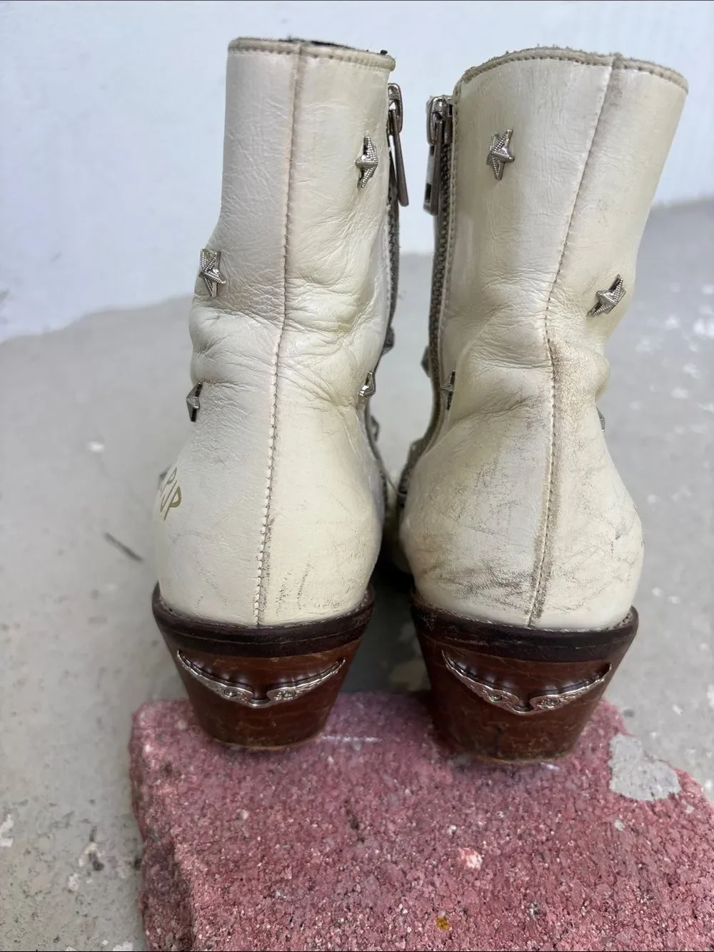 Distressed  Zadig & Voltaire Tyler Booties